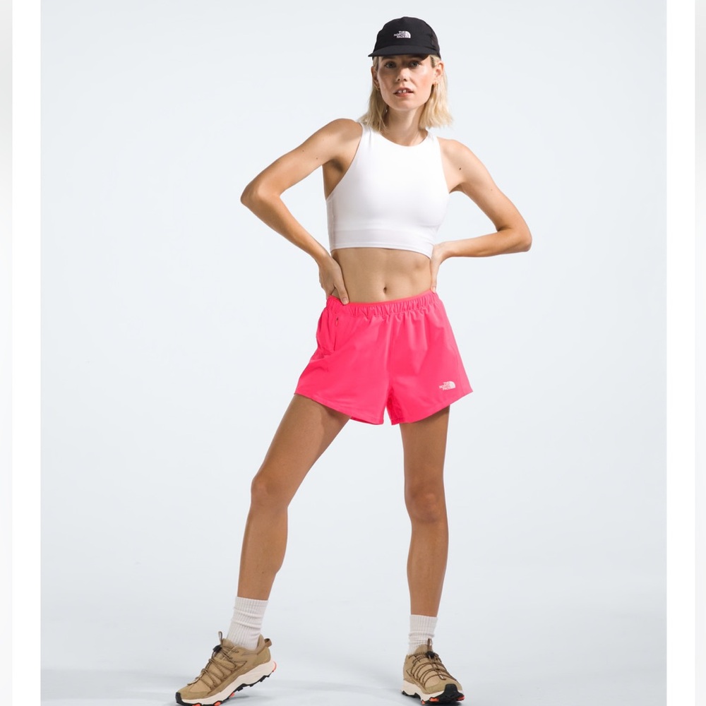 The North Face Wander Short 2.0 NWT